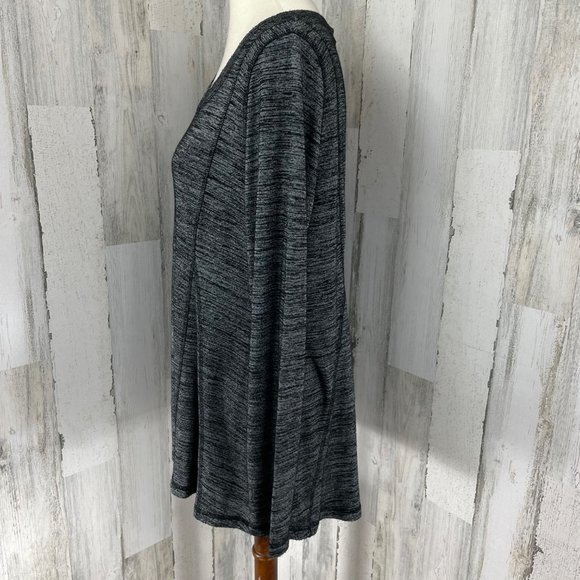 Soft Surroundings Women's Gray Burnout Scoop Neck Stretch Long Sleeve Blouse M - Picture 4 of 10